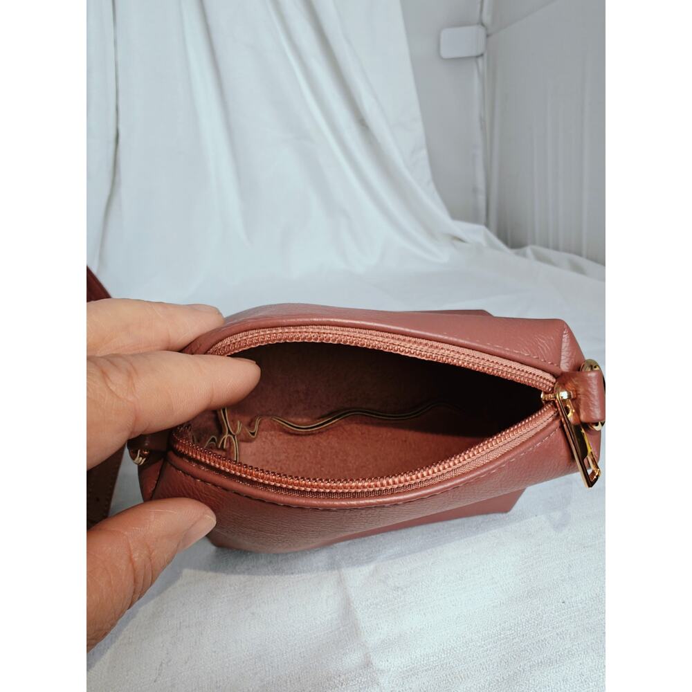 ANTHROPOLOGIE Hollace Tote: Mini Edition raisin color NEAR NEW - Picture 7 of 9